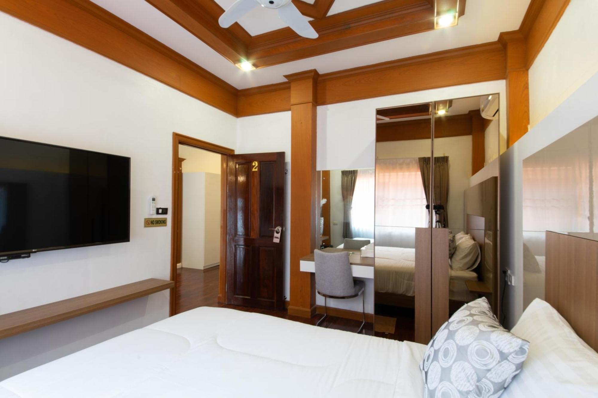 Rudi House Villa Patong ภายนอก รูปภาพ